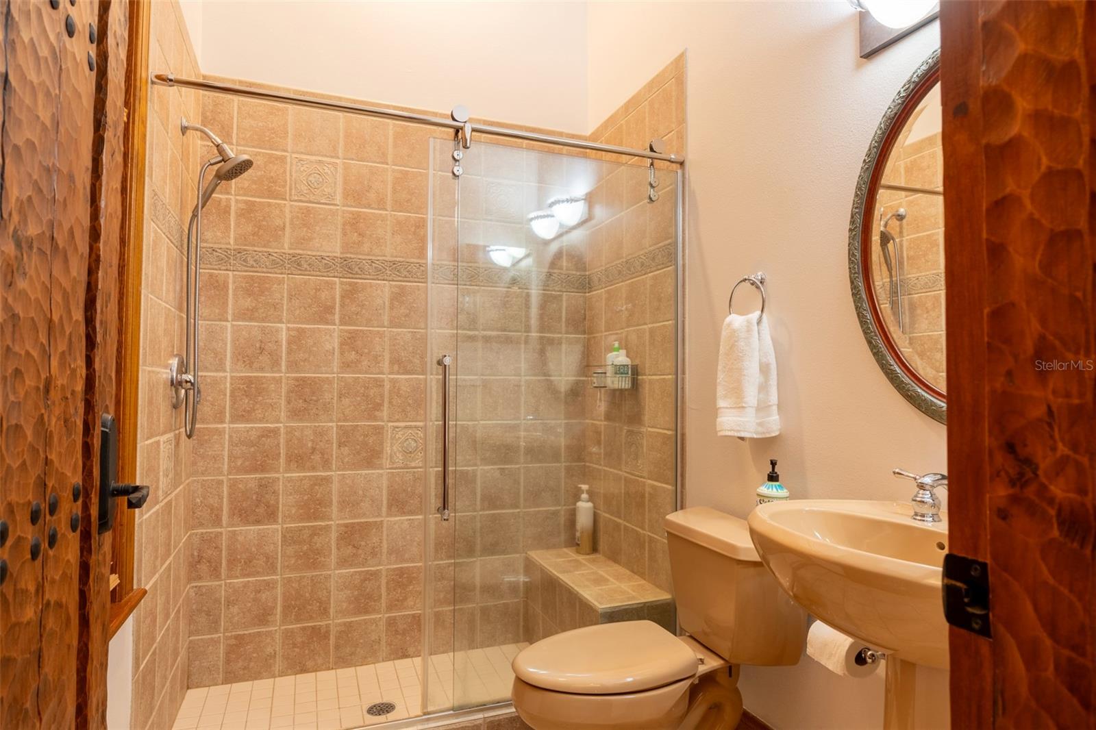 Image 65 of 80 For 543 Isleworth Close