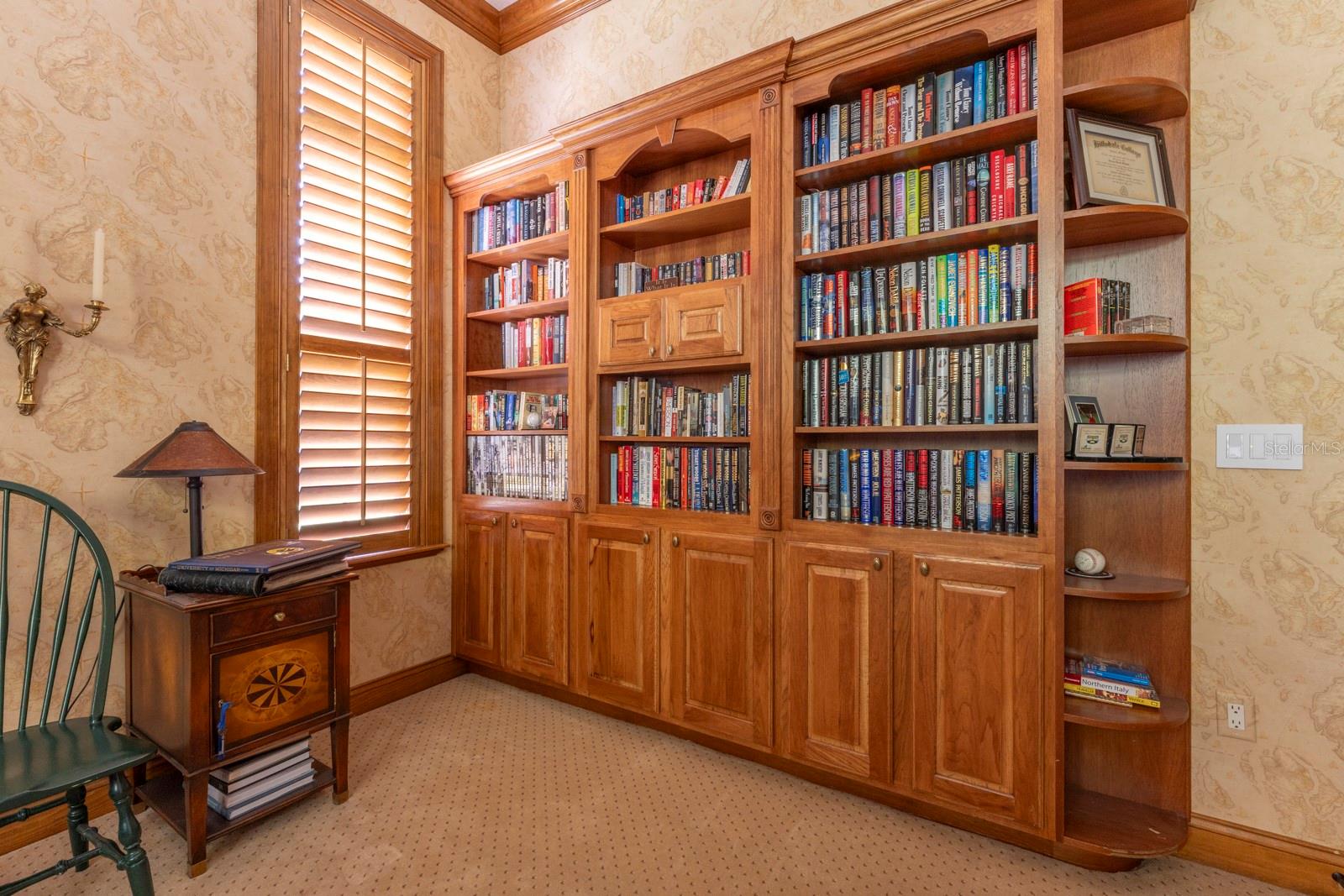 Image 72 of 80 For 543 Isleworth Close