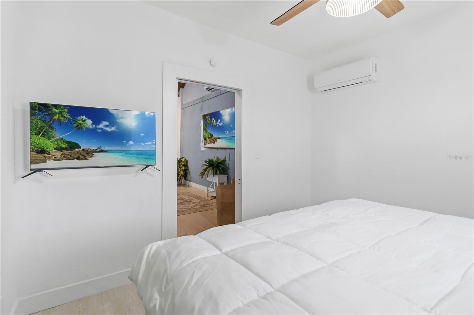 Image 33 of 66 For 538 Parramore Avenue