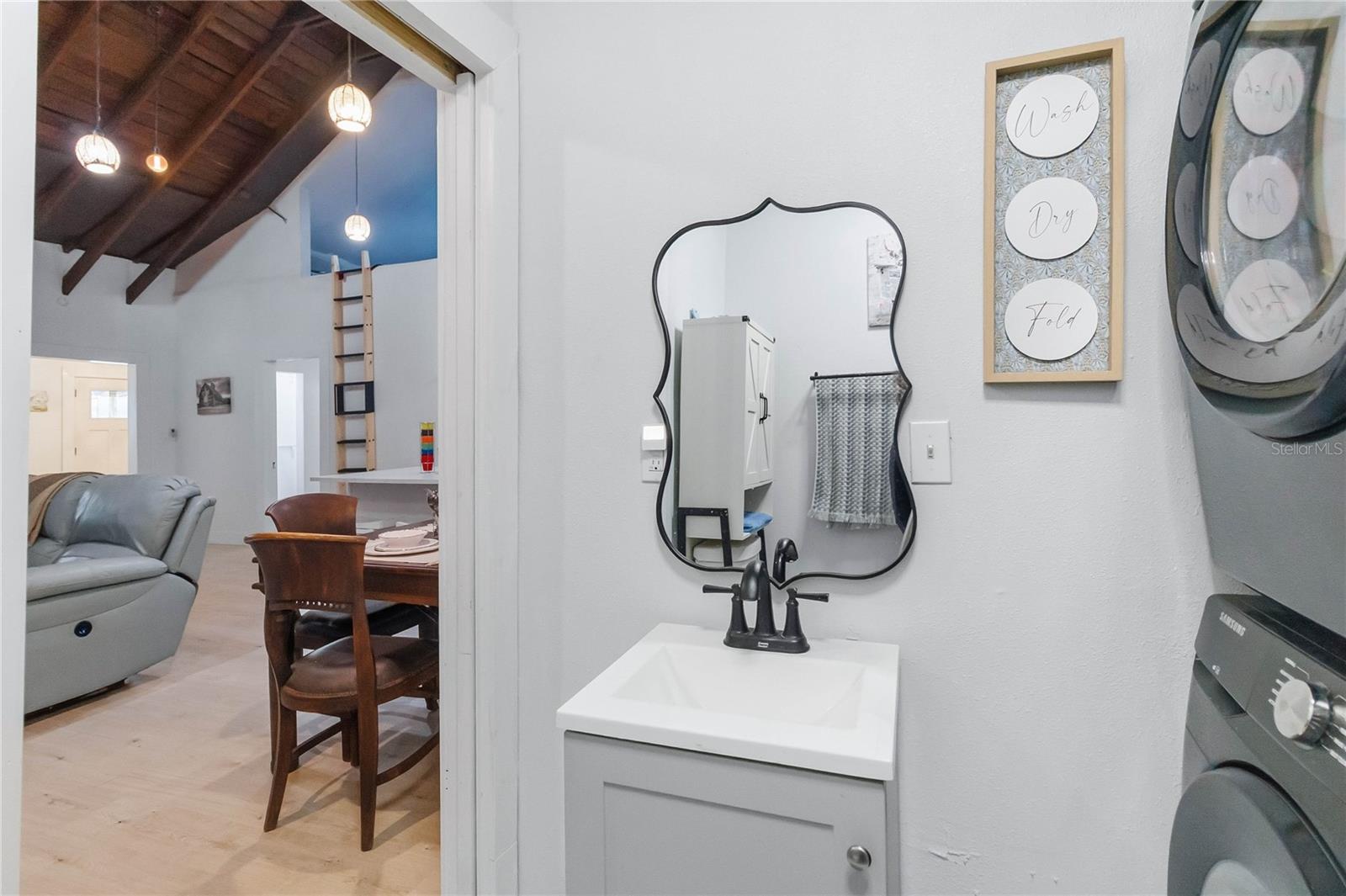 Image 39 of 66 For 538 Parramore Avenue