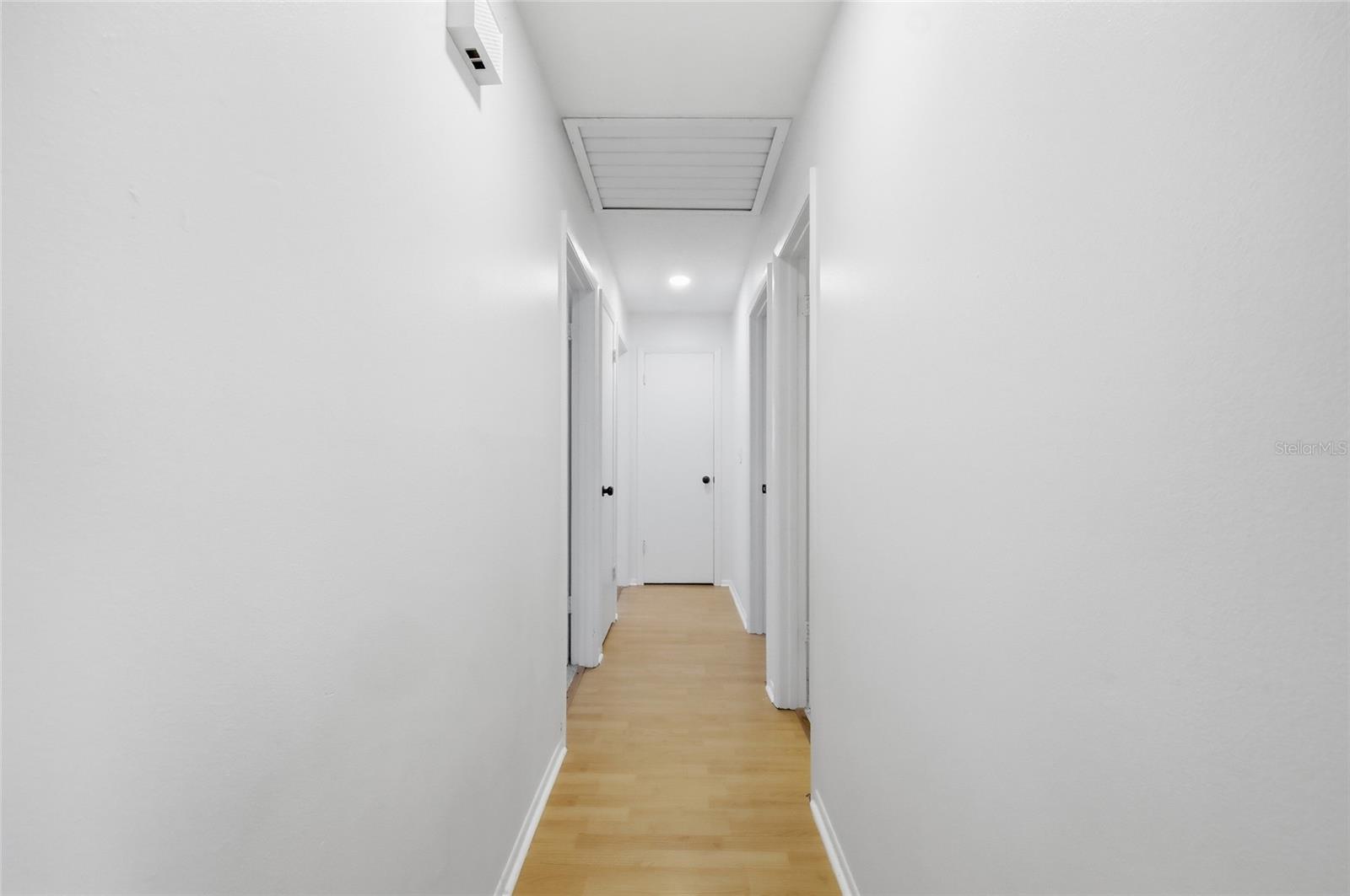 Image 18 of 44 For 112 Alexandria Avenue