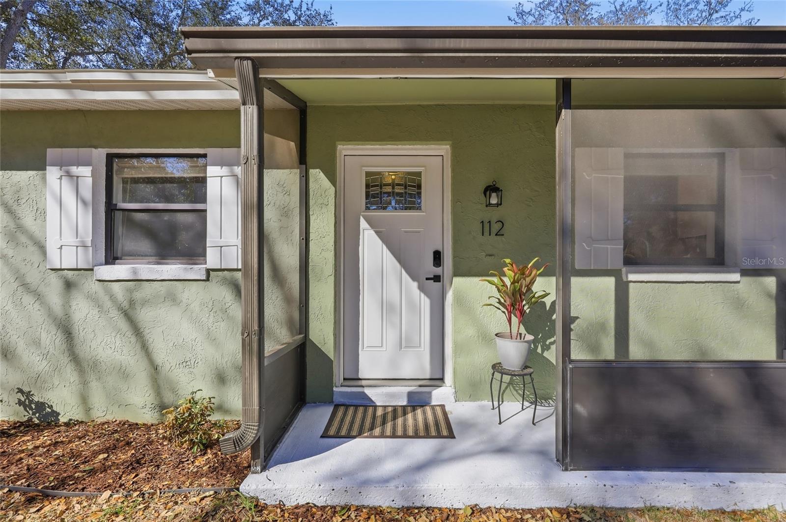 Image 3 of 44 For 112 Alexandria Avenue