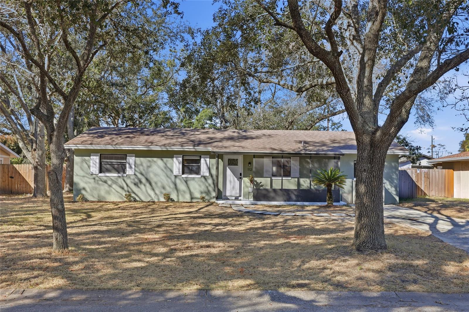 Image 4 of 44 For 112 Alexandria Avenue