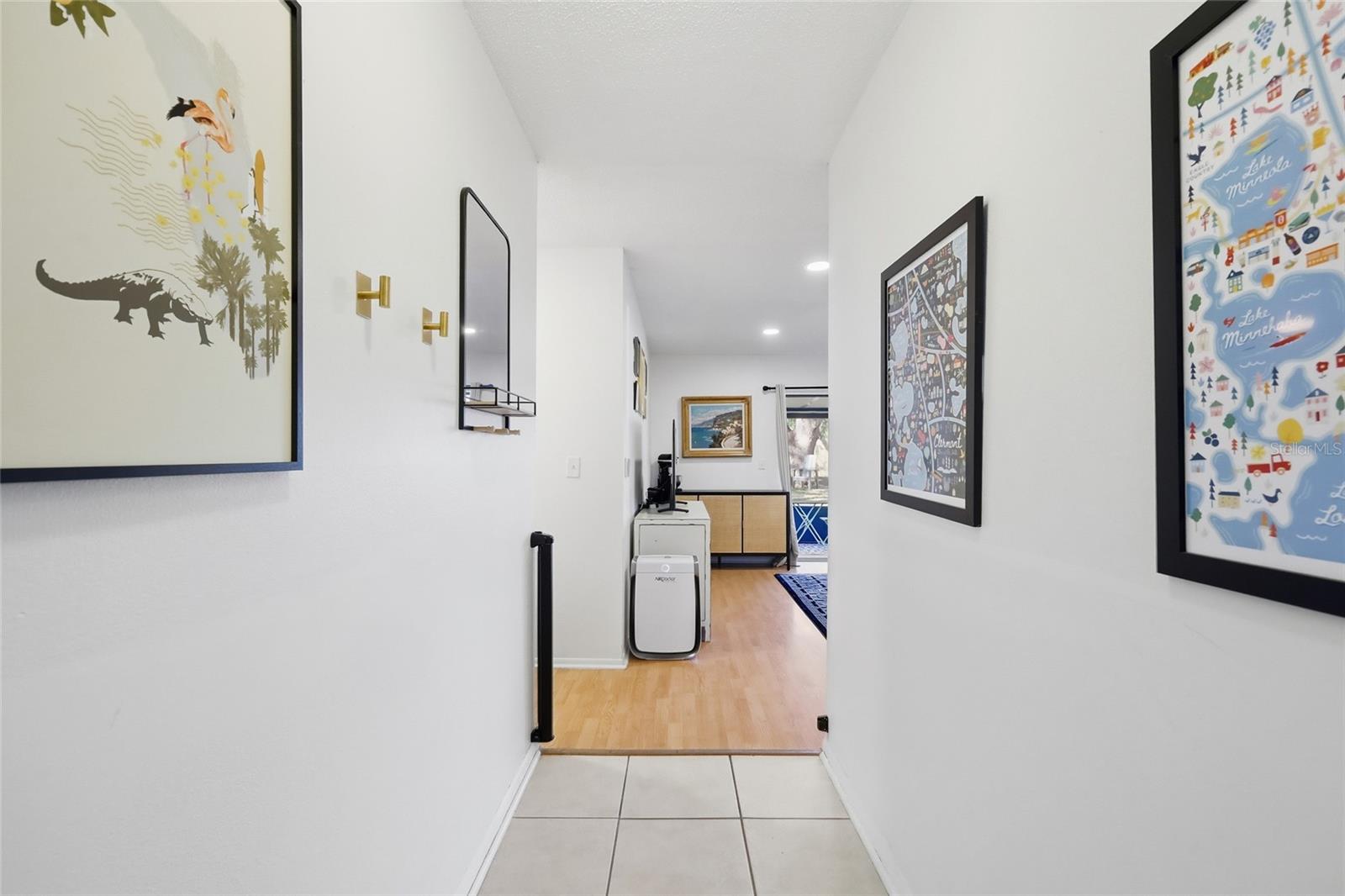 Image 7 of 44 For 112 Alexandria Avenue