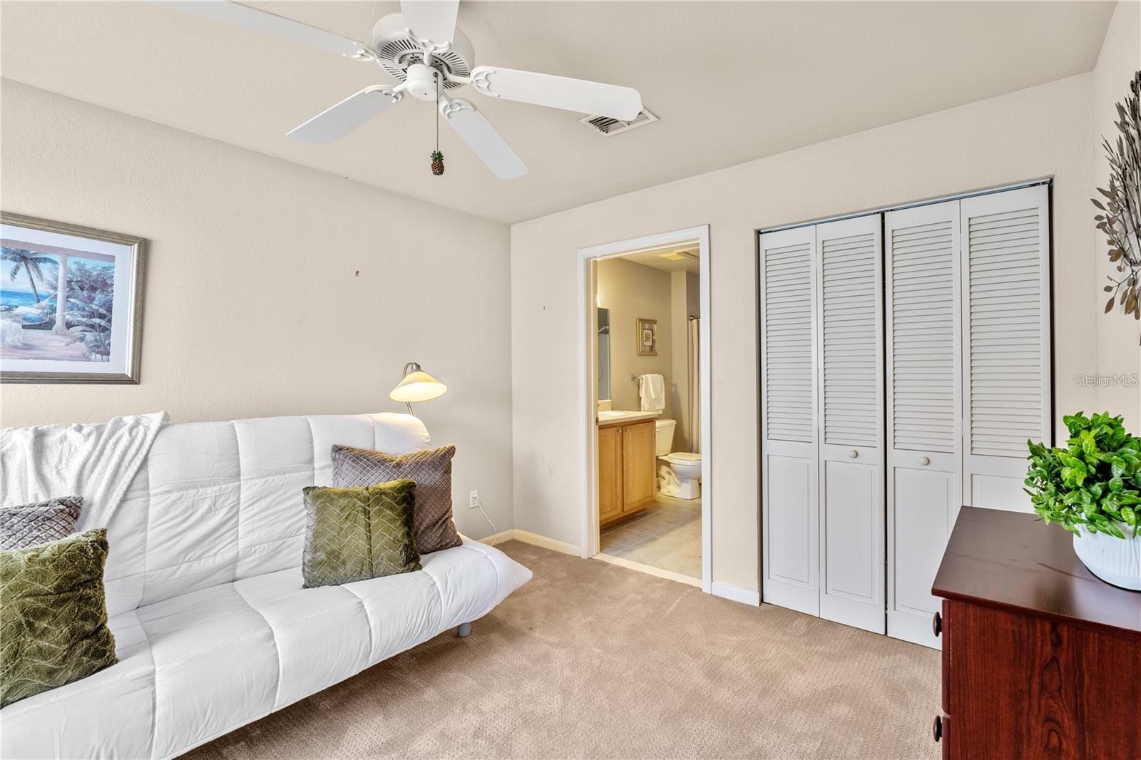 Image 15 of 23 For 9117 Lee Vista Boulevard 608