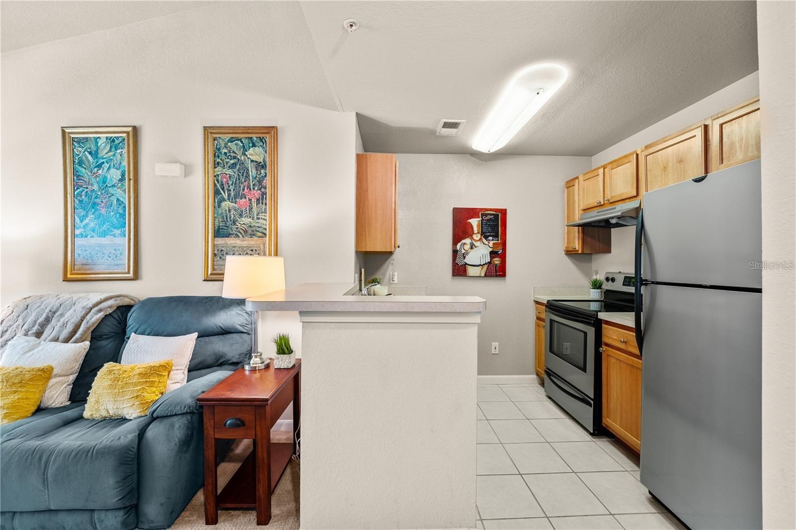 Image 5 of 23 For 9117 Lee Vista Boulevard 608