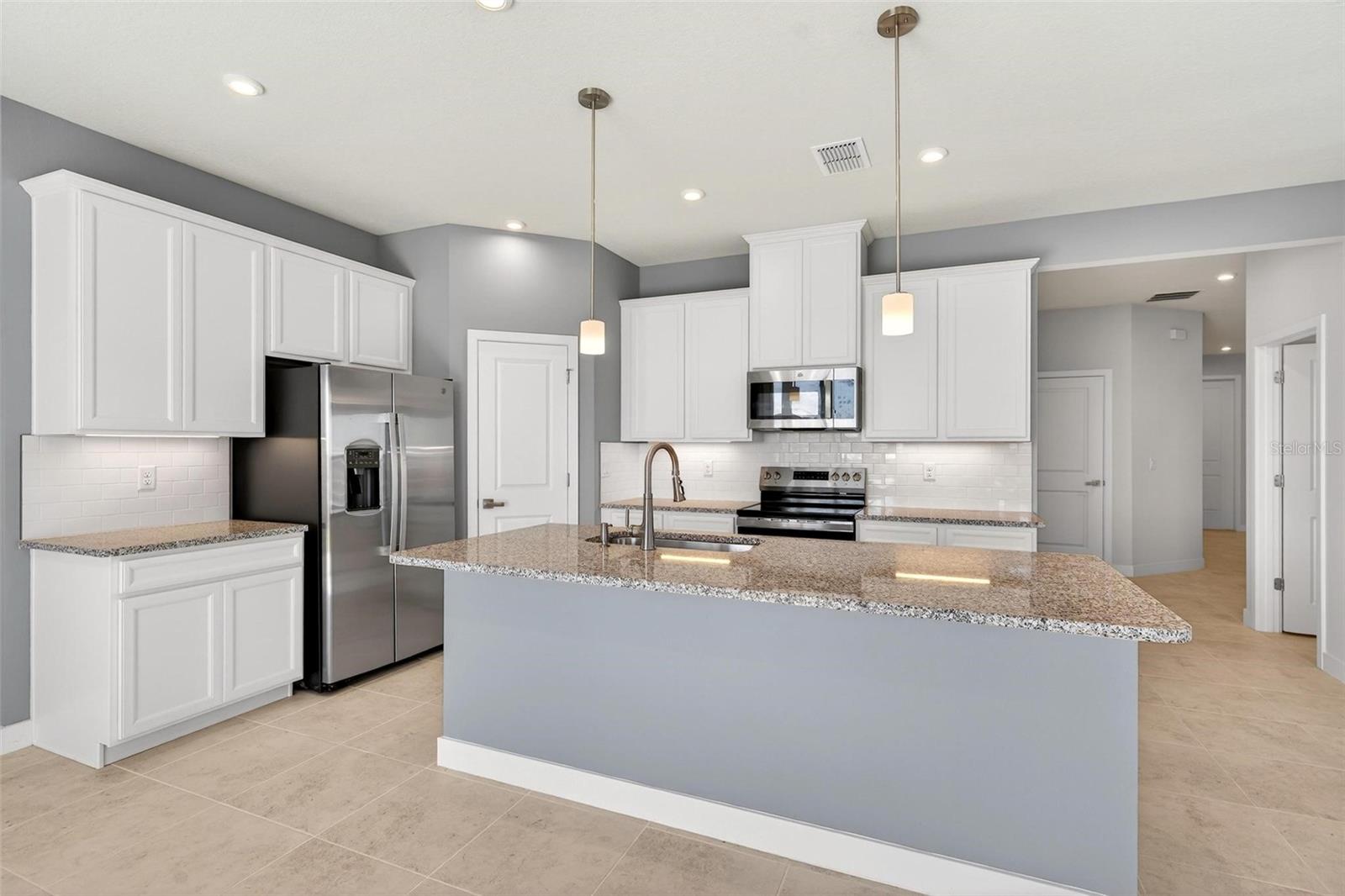 Image 15 of 88 For 6408 Domizio Drive