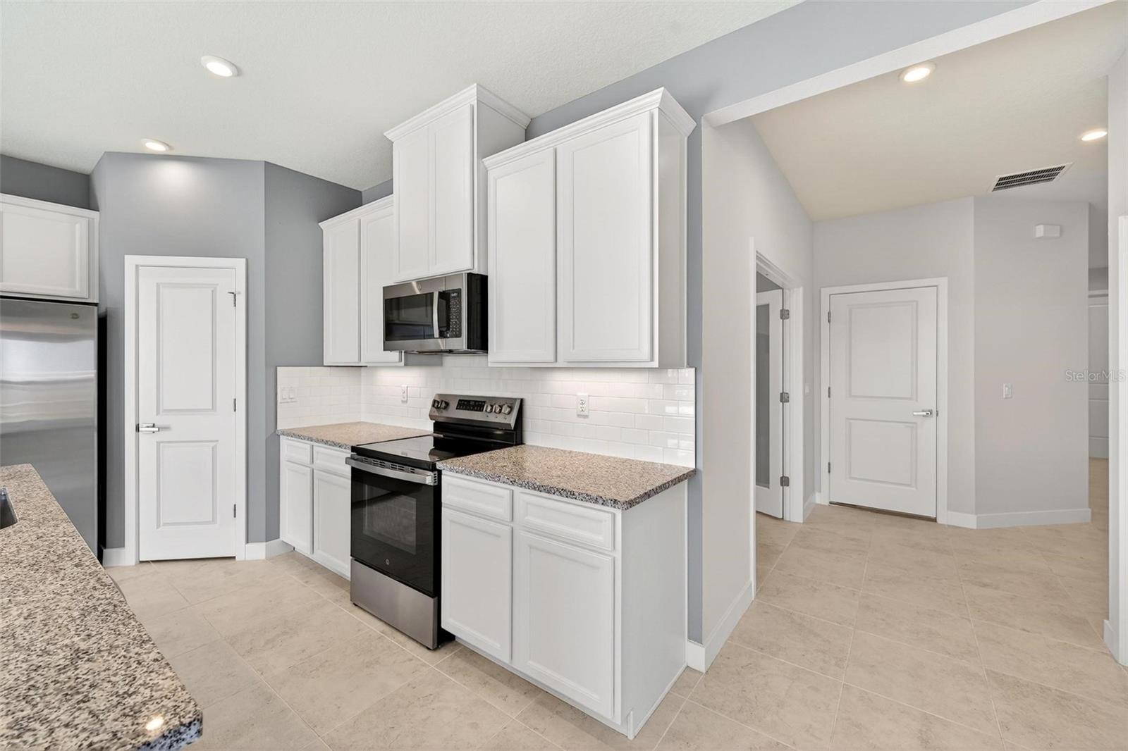 Image 21 of 88 For 6408 Domizio Drive