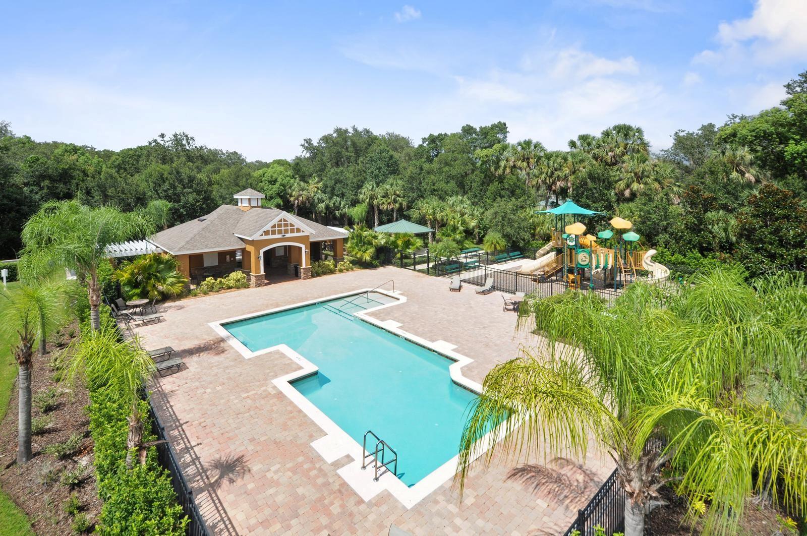 Image 35 of 41 For 2752 River Landing