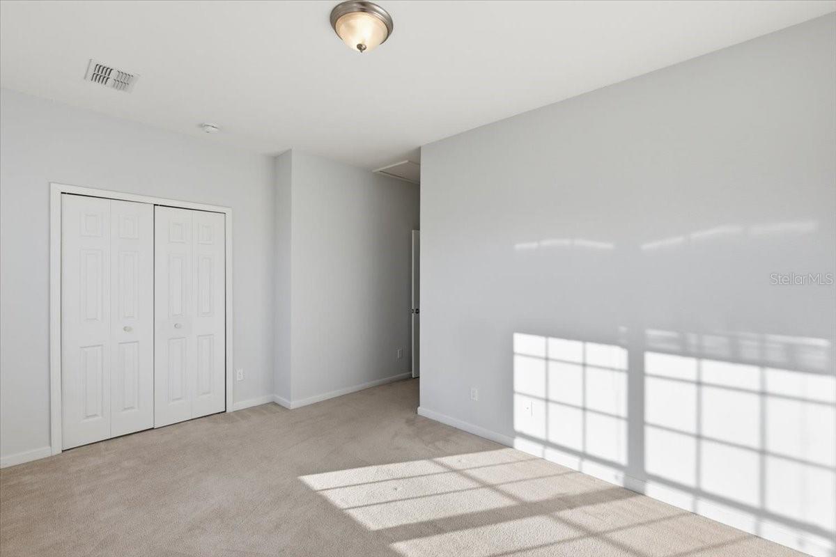 Image 39 of 41 For 5026 Tideview Circle 12