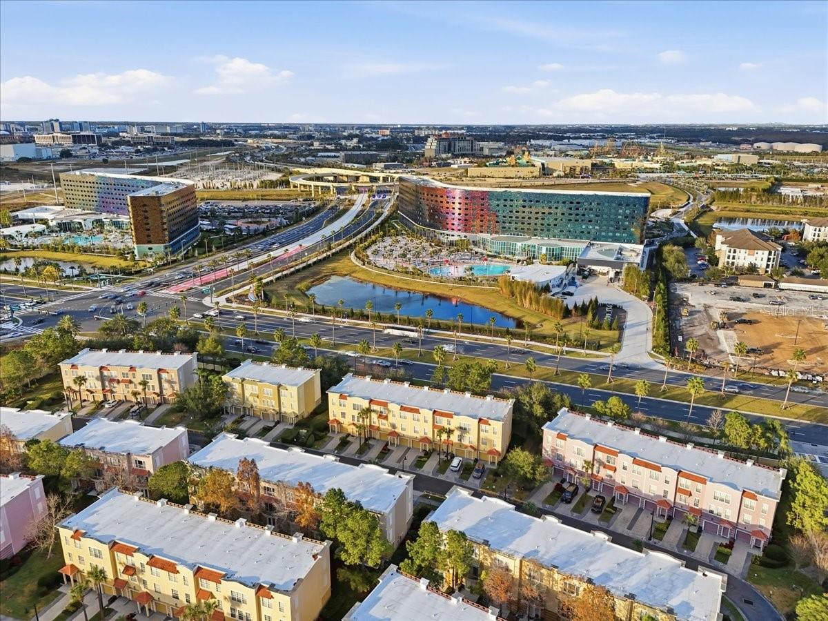 Image 8 of 41 For 5026 Tideview Circle 12