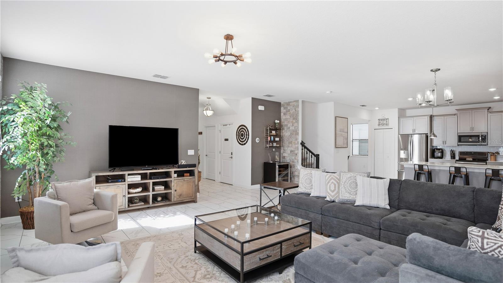 Image 21 of 62 For 2945 Fable Street