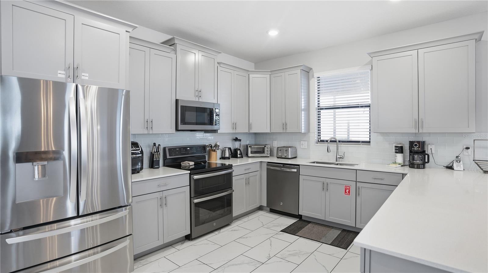 Image 28 of 62 For 2945 Fable Street