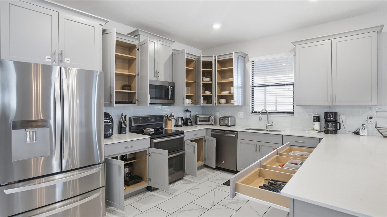 Image 29 of 62 For 2945 Fable Street