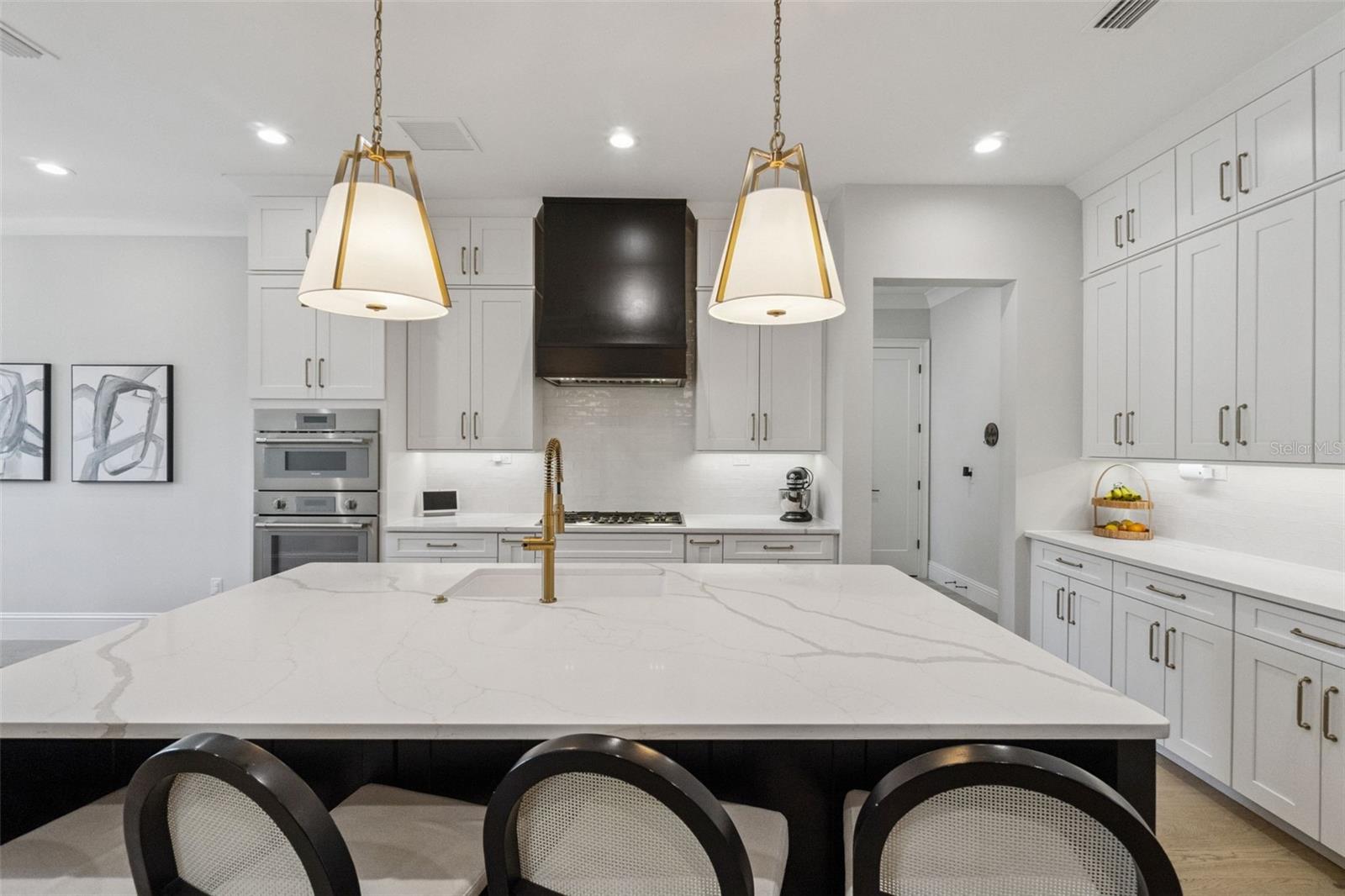 Image 12 of 39 For 501 Darcey Drive