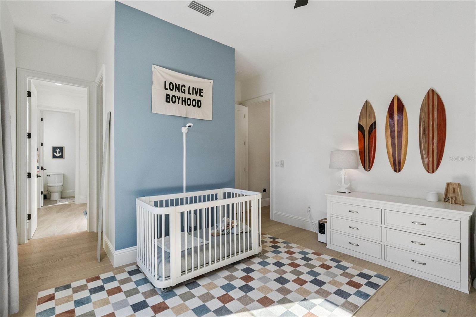 Image 29 of 39 For 501 Darcey Drive