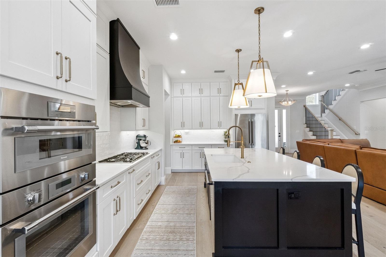 Image 8 of 39 For 501 Darcey Drive