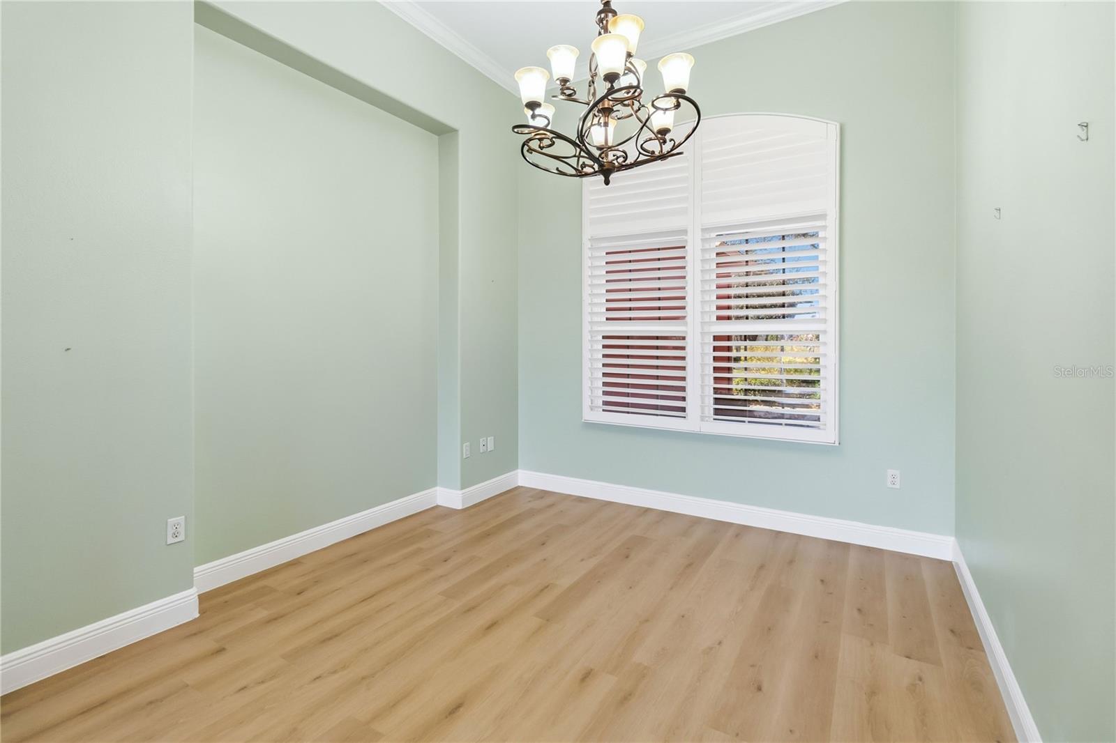 Image 13 of 55 For 501 Palermo Boulevard