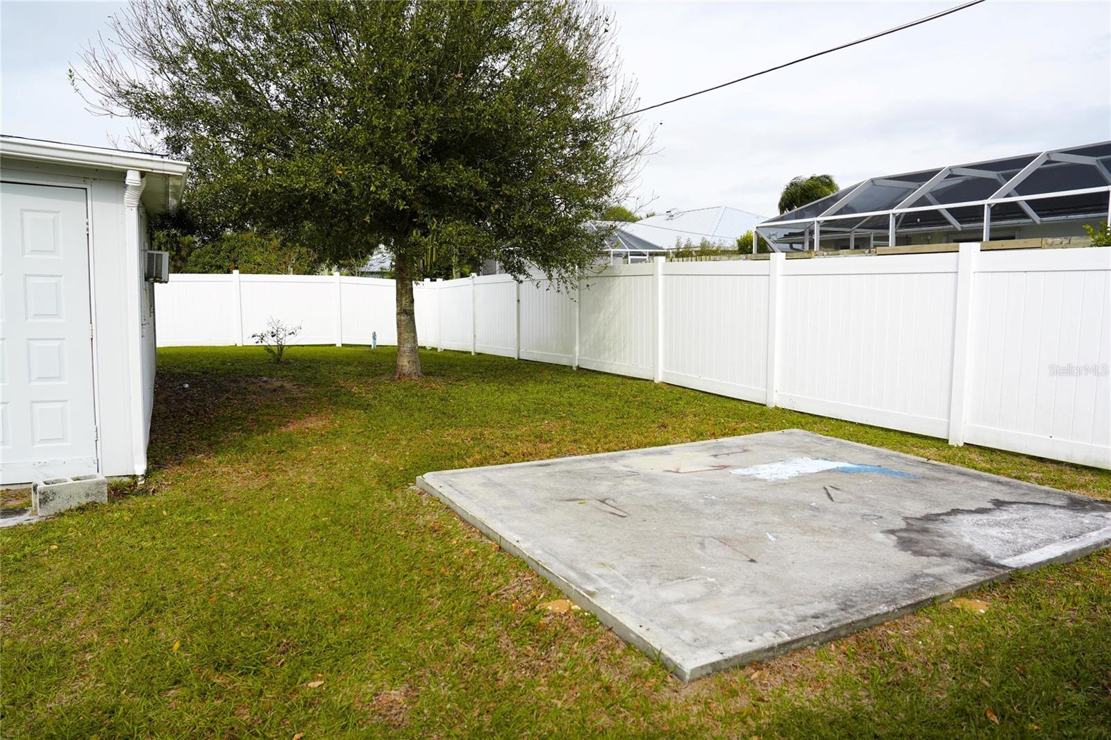 Image 27 of 29 For 821 Barber Street