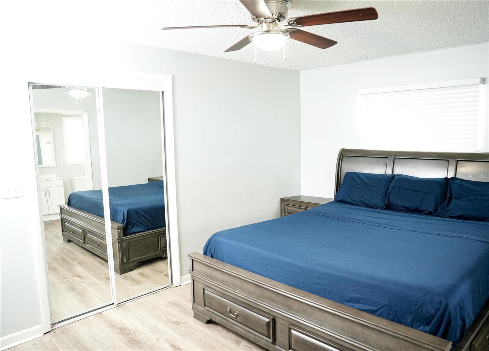 Image 8 of 29 For 821 Barber Street