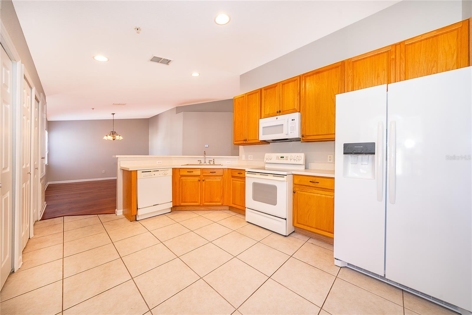 Image 13 of 51 For 6440 Axeitos Terrace 108