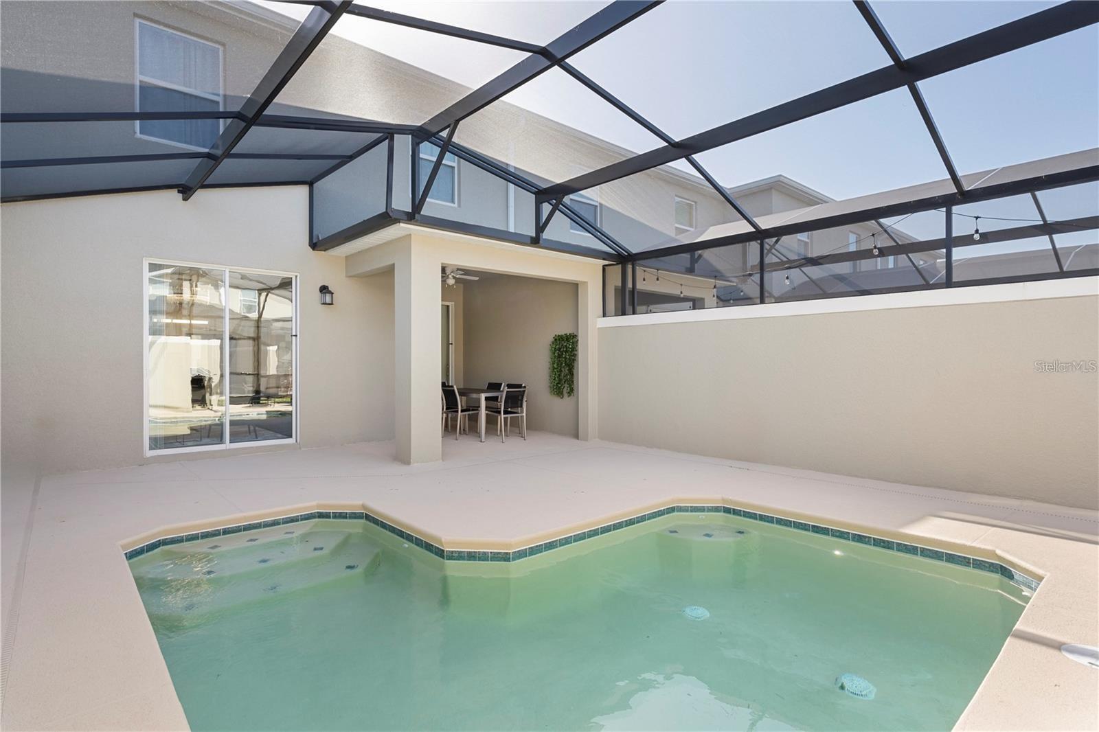 Image 20 of 41 For 2600 Reading Trail