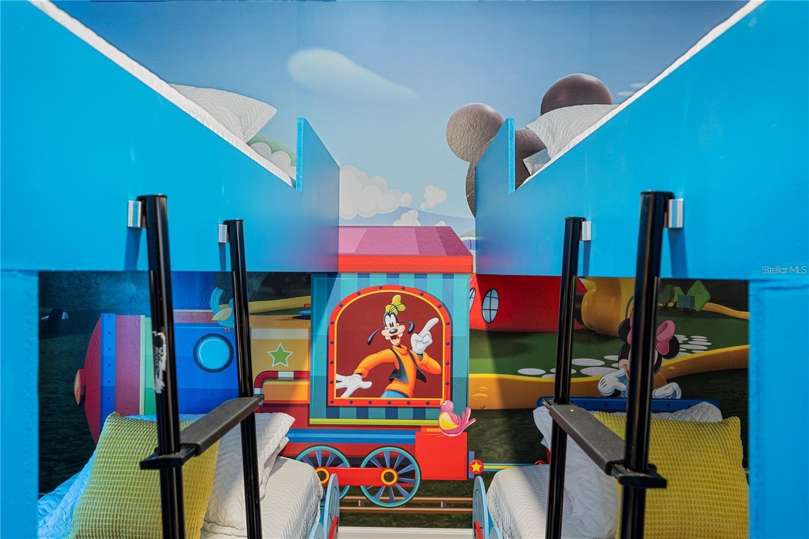 Image 23 of 41 For 2600 Reading Trail