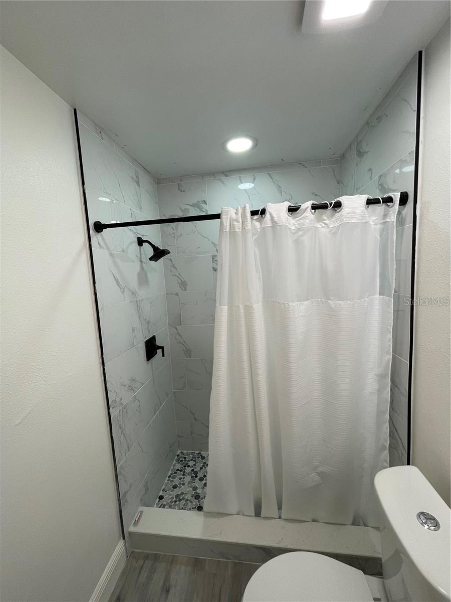 Image 14 of 21 For 2901 Squire Oak Court