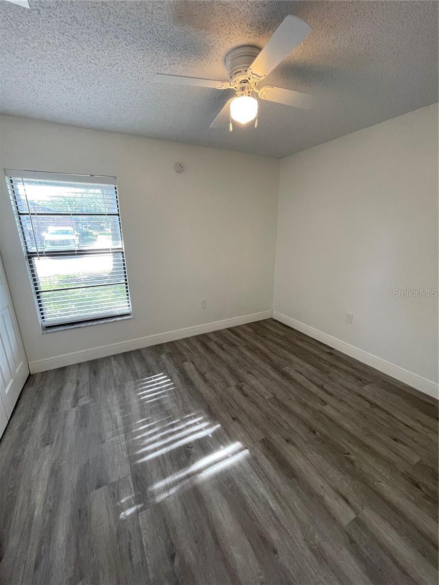 Image 15 of 21 For 2901 Squire Oak Court