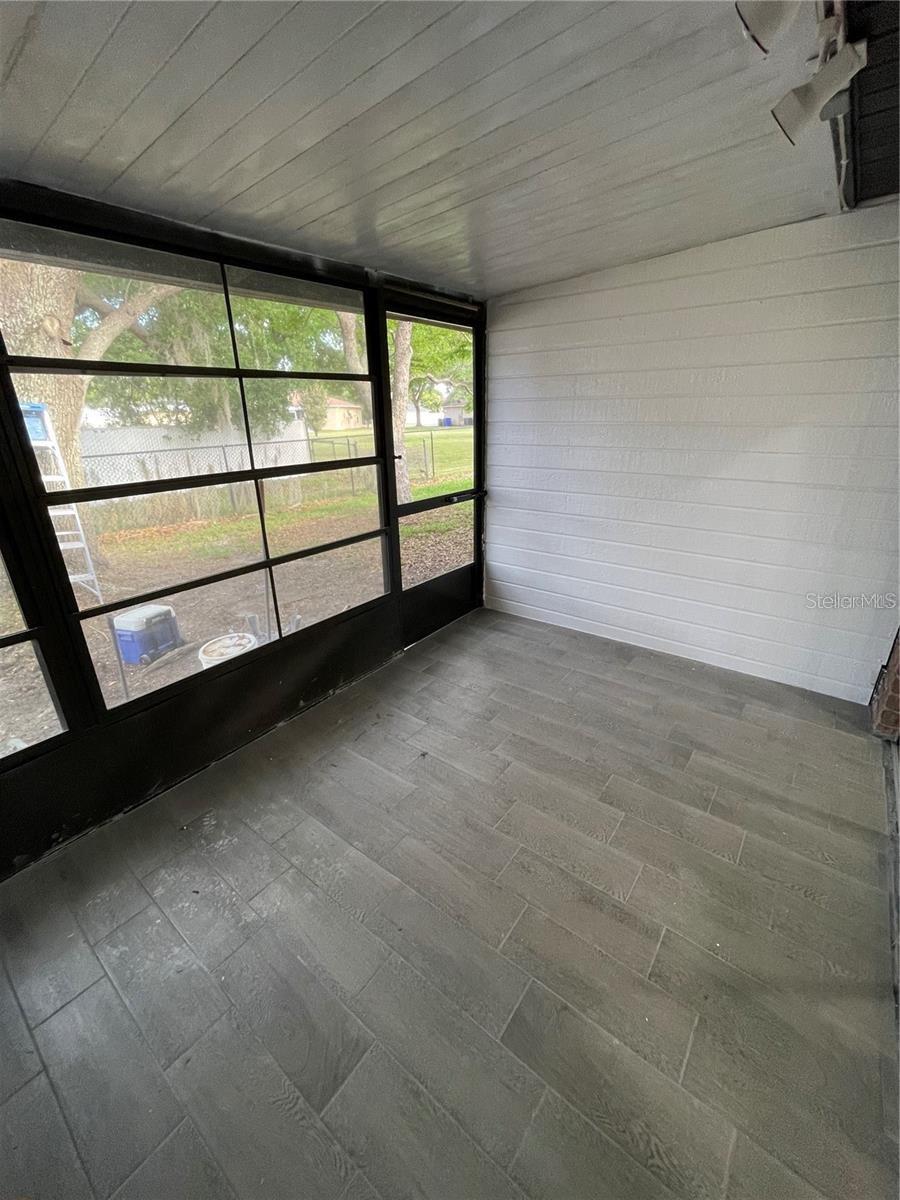 Image 20 of 21 For 2901 Squire Oak Court