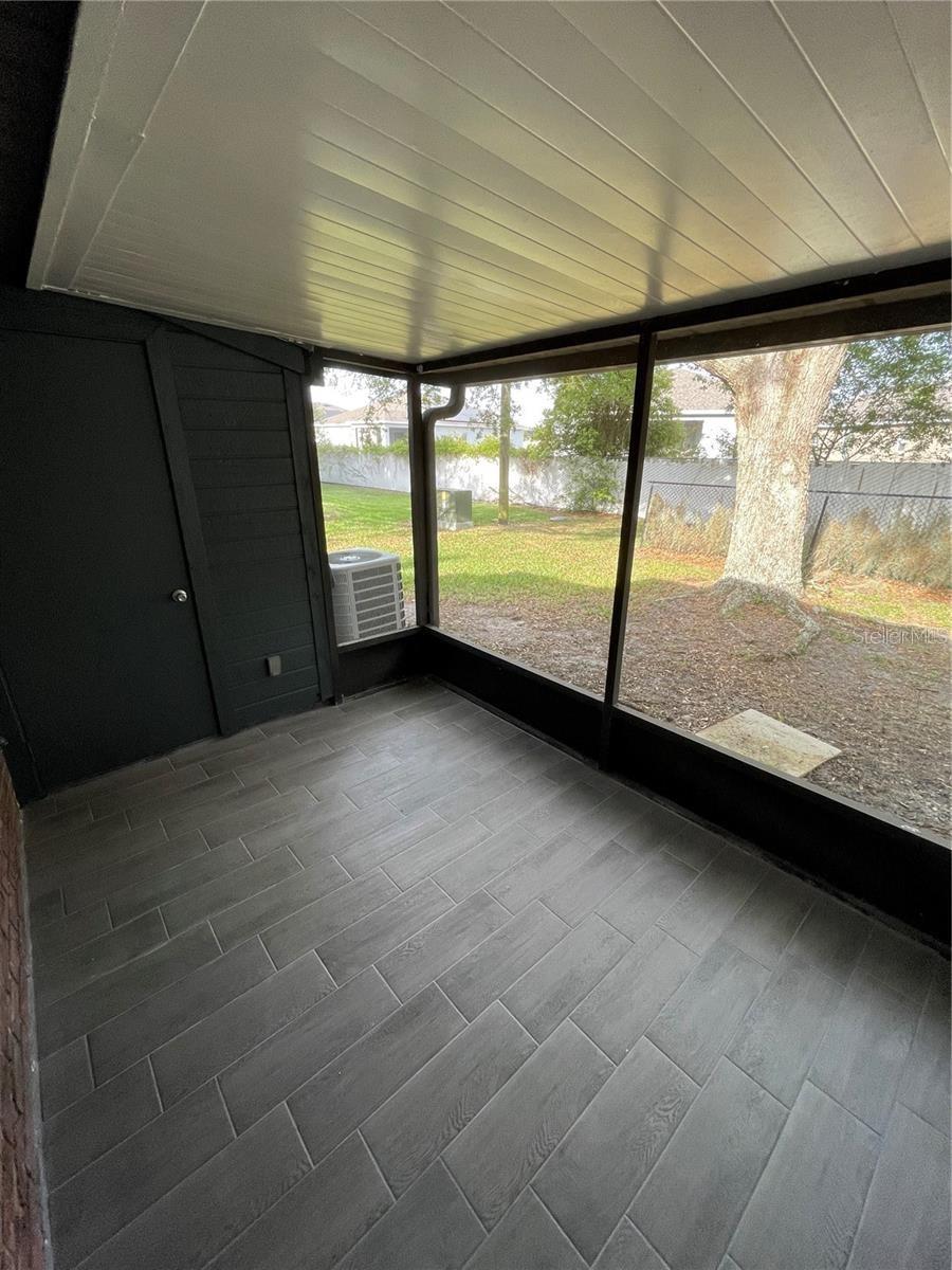 Image 21 of 21 For 2901 Squire Oak Court