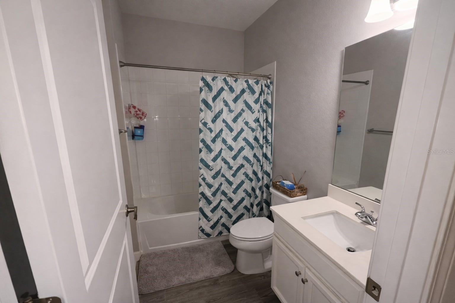 Image 10 of 15 For 372 Meadow Pointe Drive