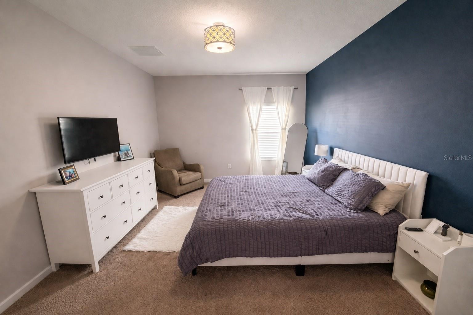 Image 9 of 15 For 372 Meadow Pointe Drive