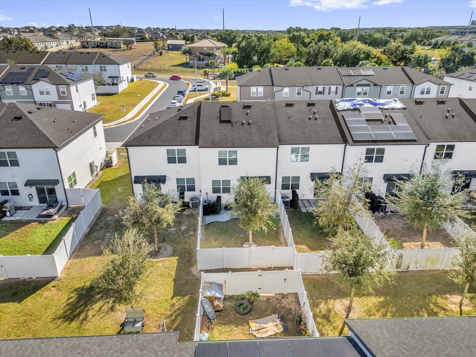 Image 26 of 29 For 892 Grandin Street