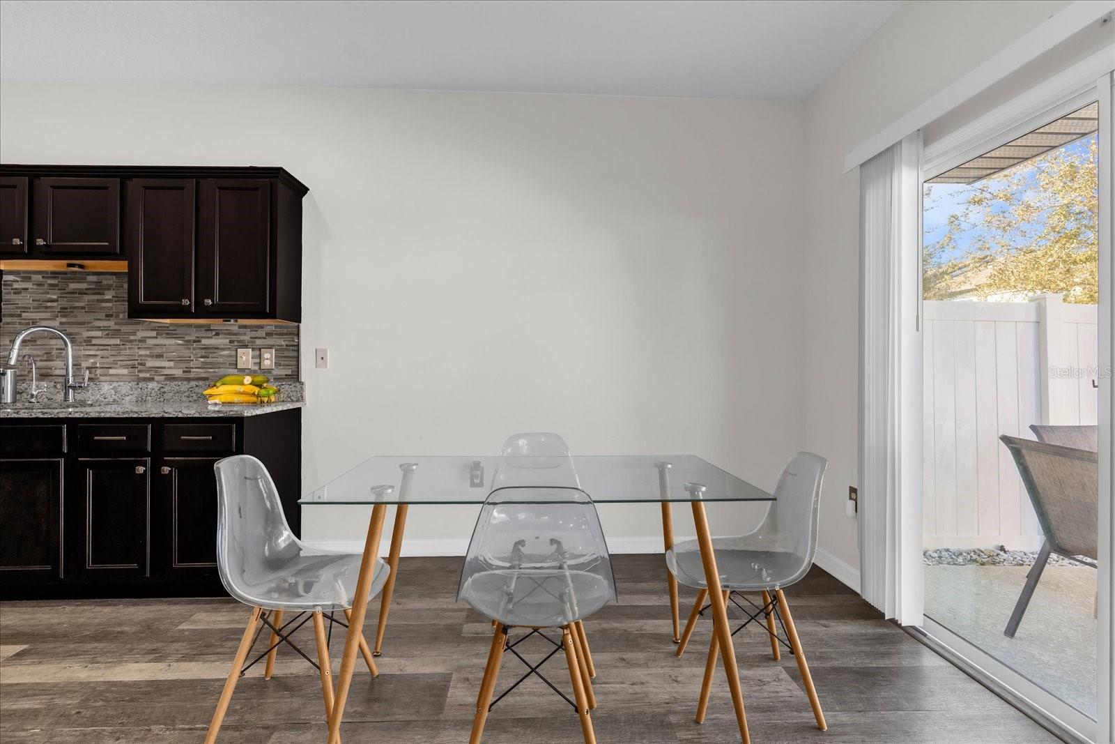 Image 7 of 29 For 892 Grandin Street