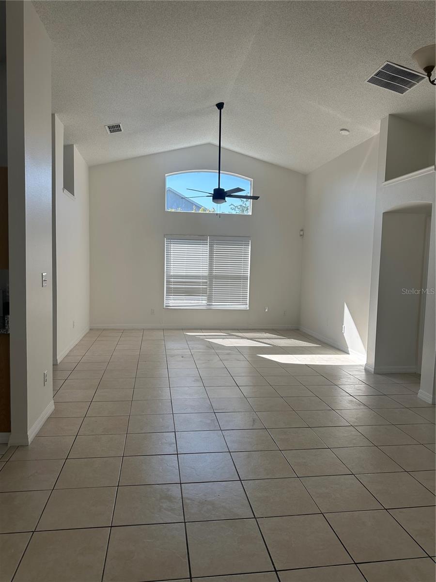 Image 5 of 18 For 11928 Hatcher Circle