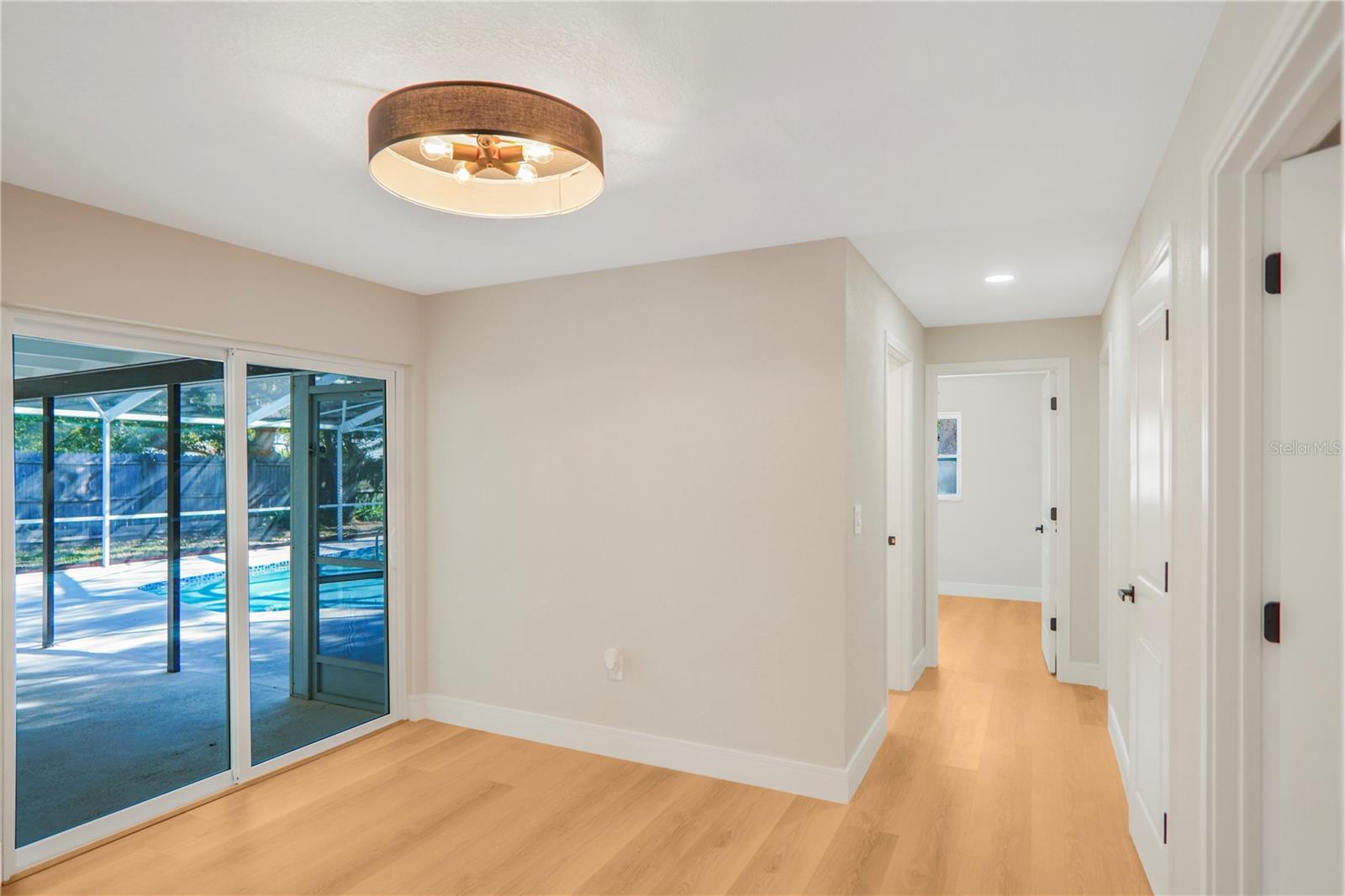 Image 14 of 48 For 2570 Derbyshire Boulevard