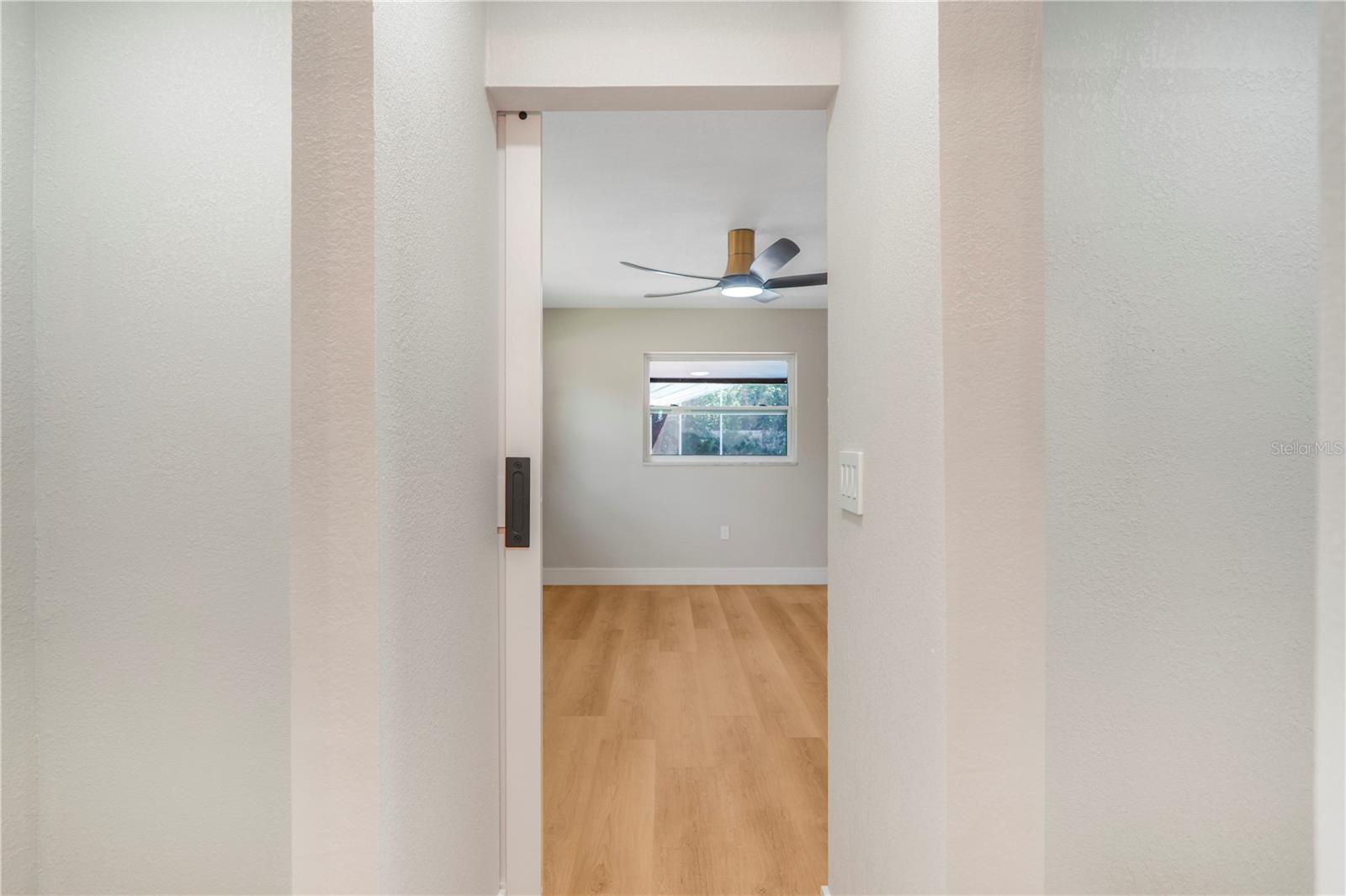 Image 21 of 48 For 2570 Derbyshire Boulevard