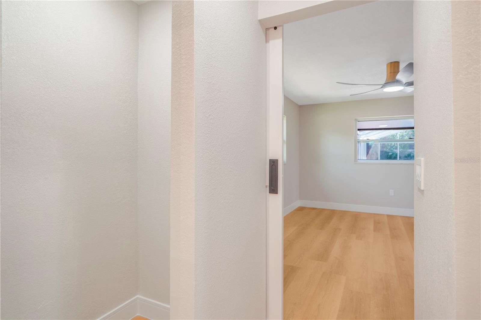 Image 23 of 48 For 2570 Derbyshire Boulevard