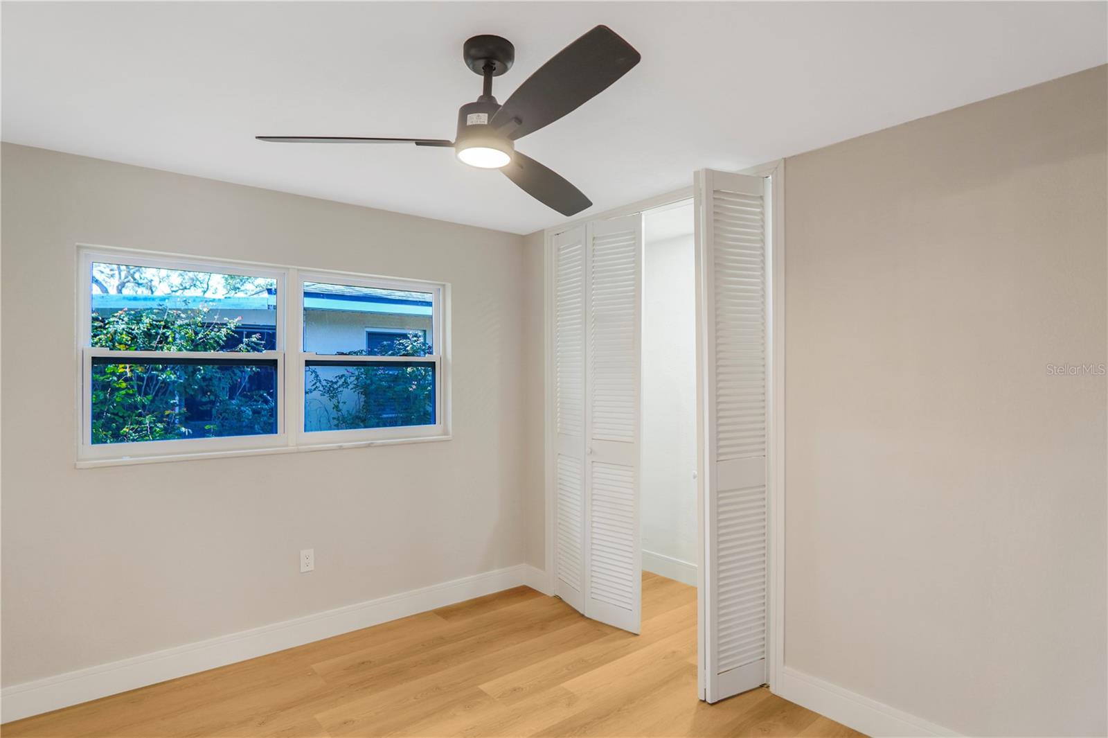 Image 24 of 48 For 2570 Derbyshire Boulevard