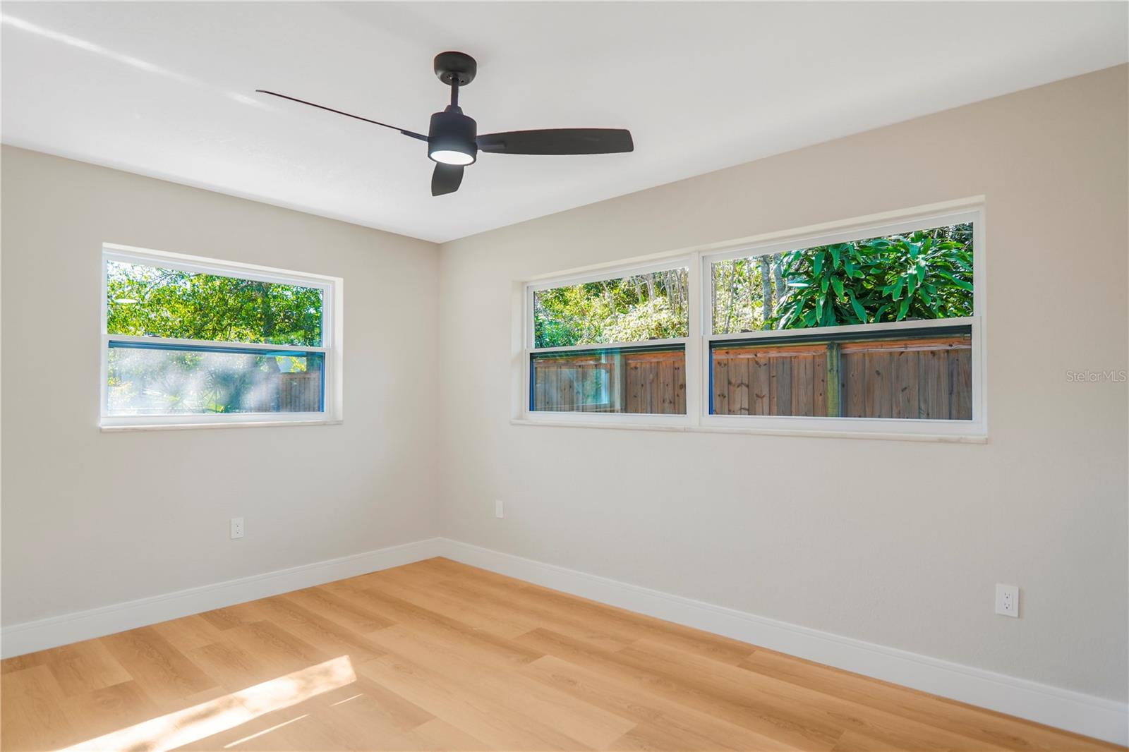 Image 30 of 48 For 2570 Derbyshire Boulevard