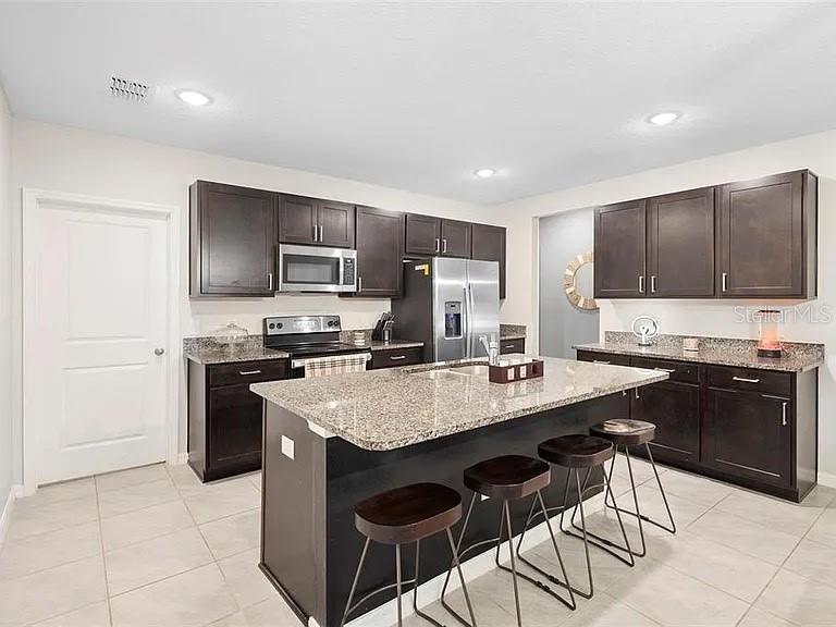 Image 6 of 20 For 635 Belgrove Street