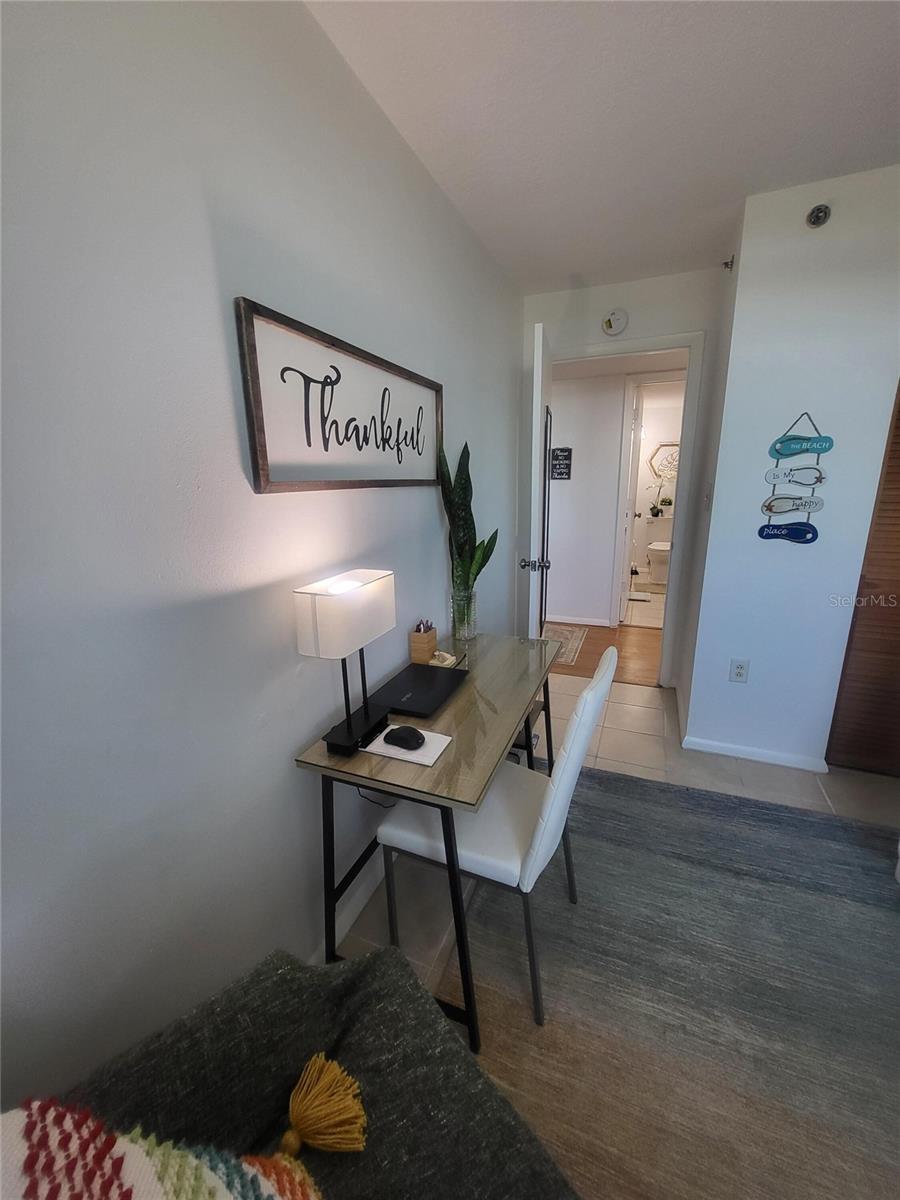 Image 10 of 25 For 701 Madison Avenue 414