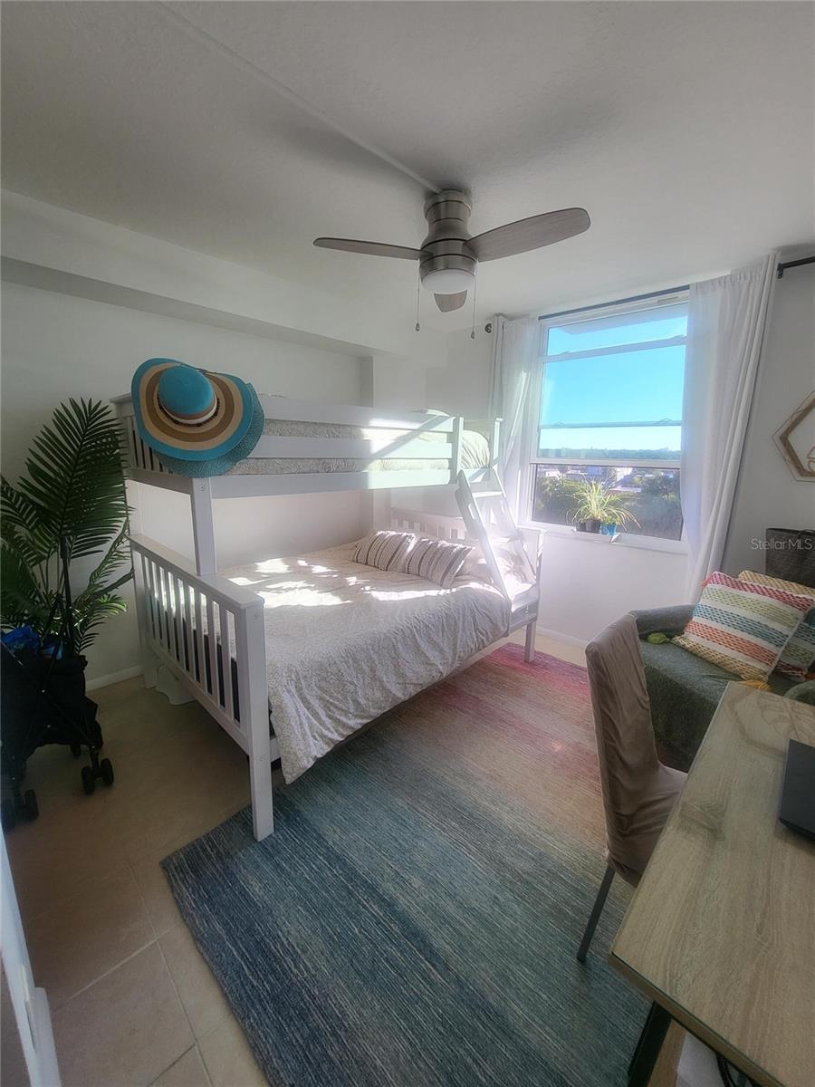 Image 8 of 25 For 701 Madison Avenue 414