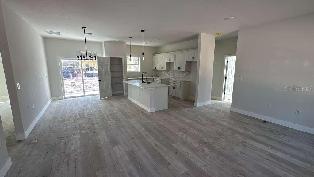 Image 2 of 5 For 3286 Crandon Drive