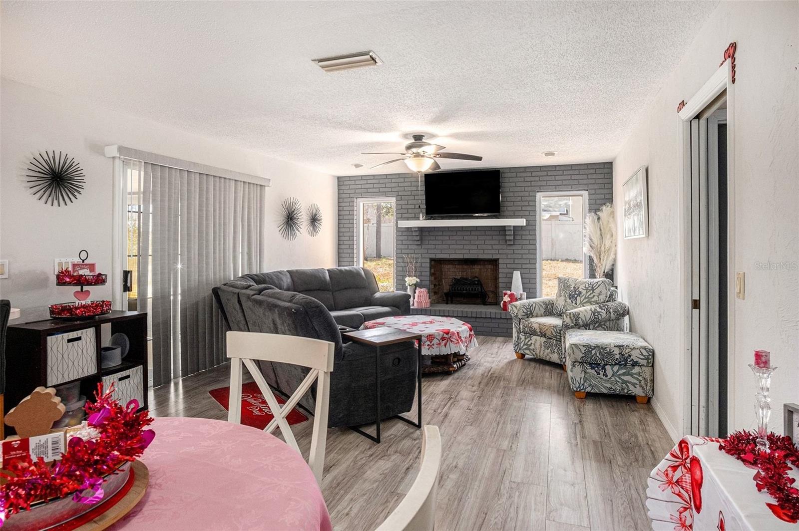 Image 6 of 14 For 2034 Claremont Drive