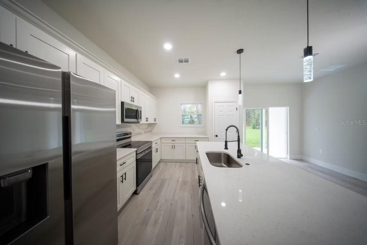 Image 11 of 33 For 6442 Sandborn Loop