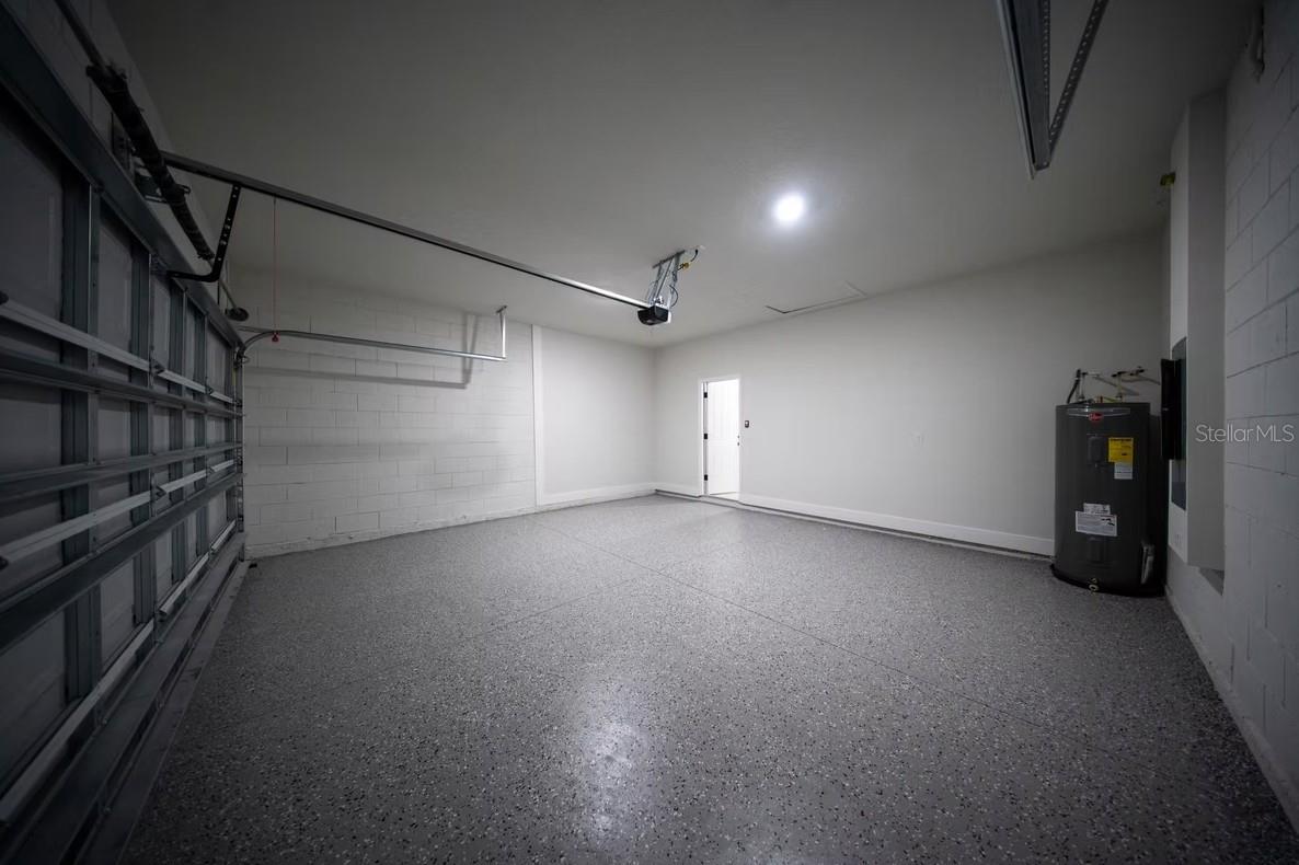 Image 5 of 33 For 6442 Sandborn Loop