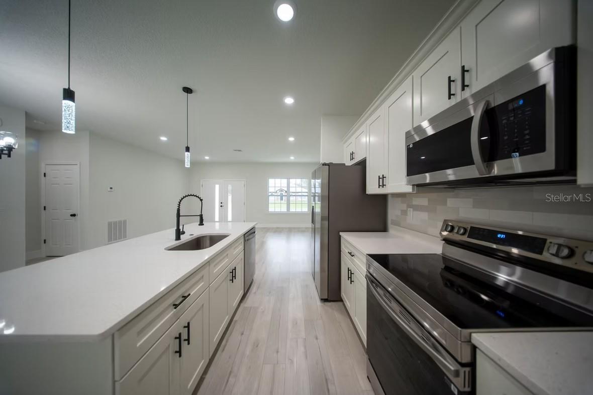 Image 7 of 33 For 6442 Sandborn Loop