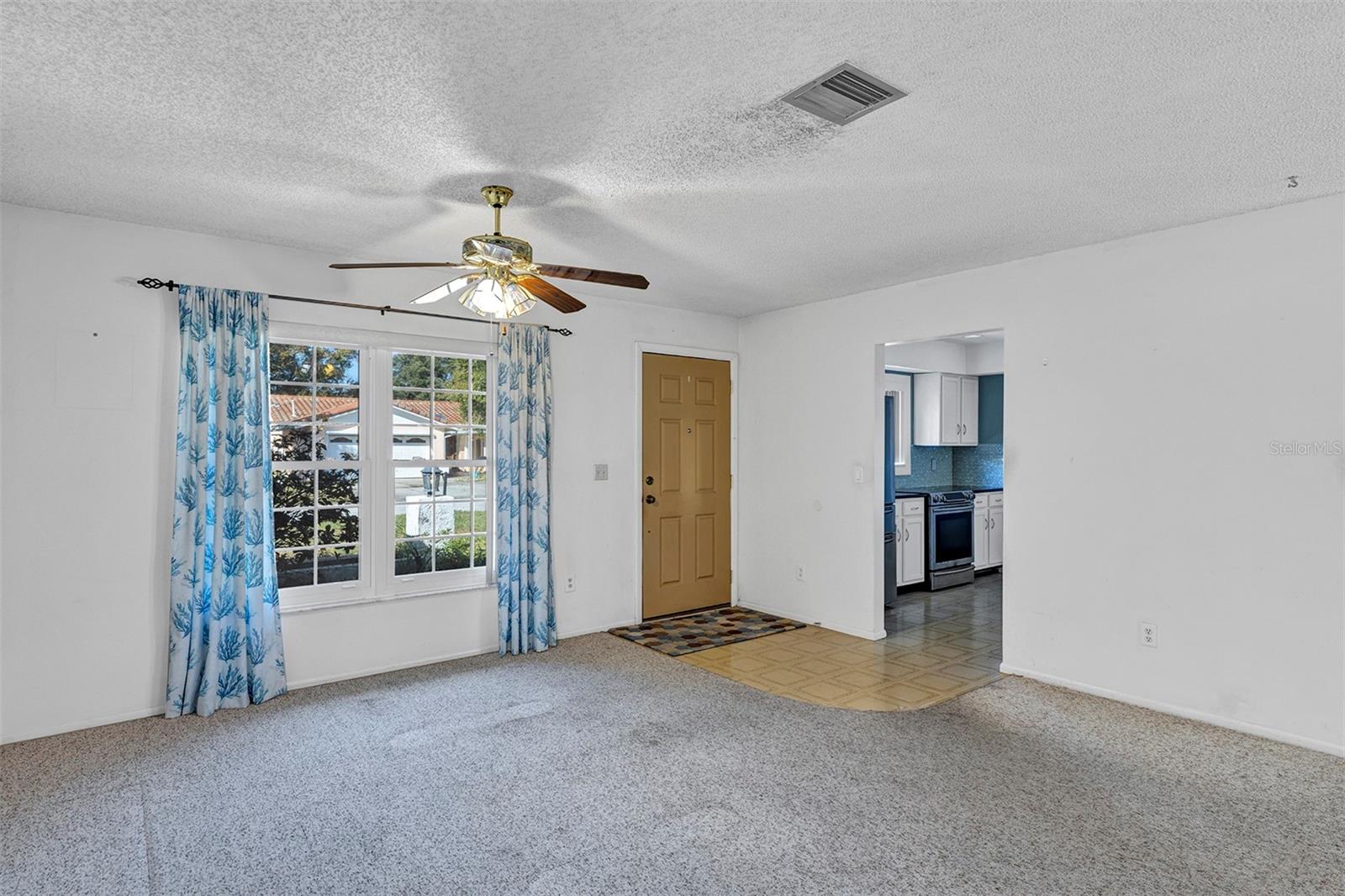 Image 11 of 39 For 10611 Deergrass Lane